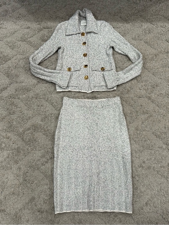 St. John Dresses & Skirts - St. John Tailored Slub Chevron Stitch Collared Jacket and Skirt Sz XS